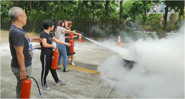 突擊式消防演練，安全生產(chǎn)沒有彩排！